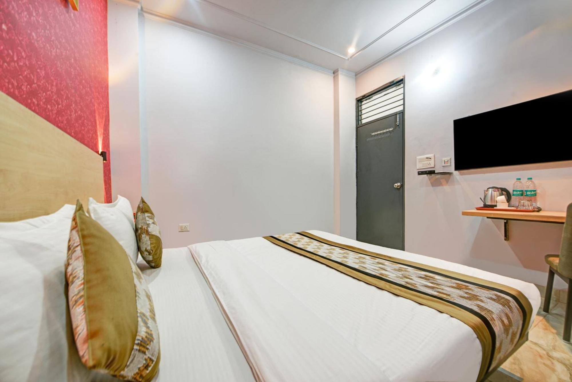 Royal Spark Inn1 - Medicity Gurugram, Near Medanta Hospital Gurgaon Kamer foto