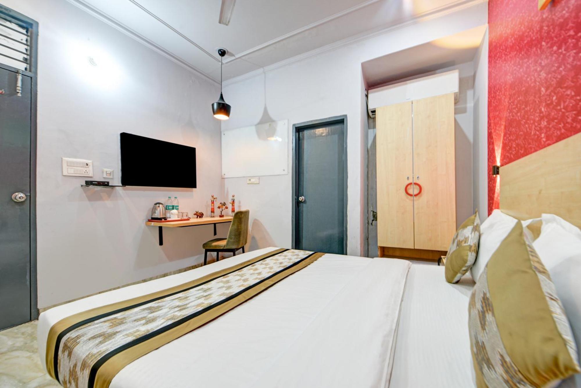 Royal Spark Inn1 - Medicity Gurugram, Near Medanta Hospital Gurgaon Buitenkant foto