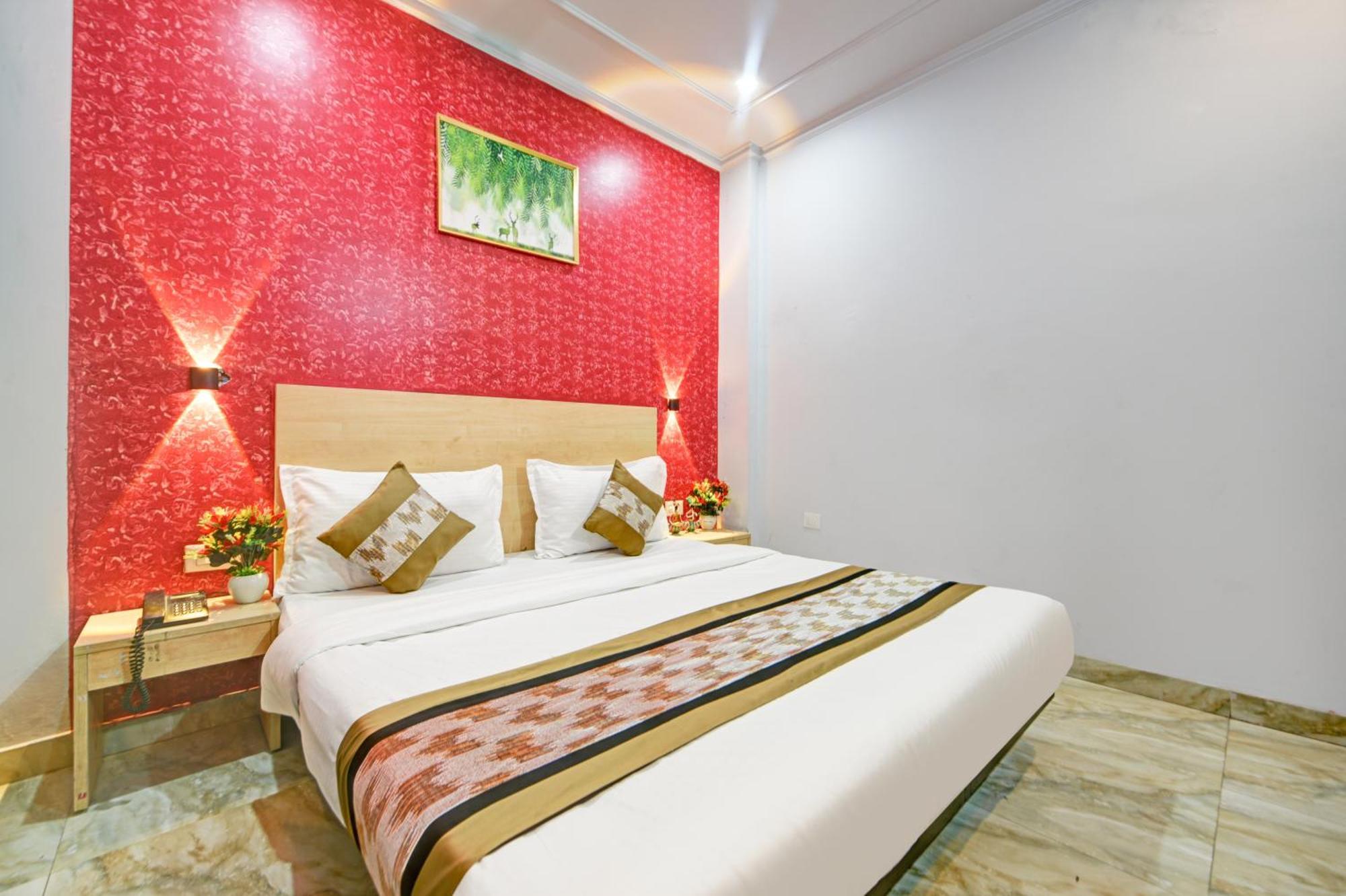 Royal Spark Inn1 - Medicity Gurugram, Near Medanta Hospital Gurgaon Buitenkant foto
