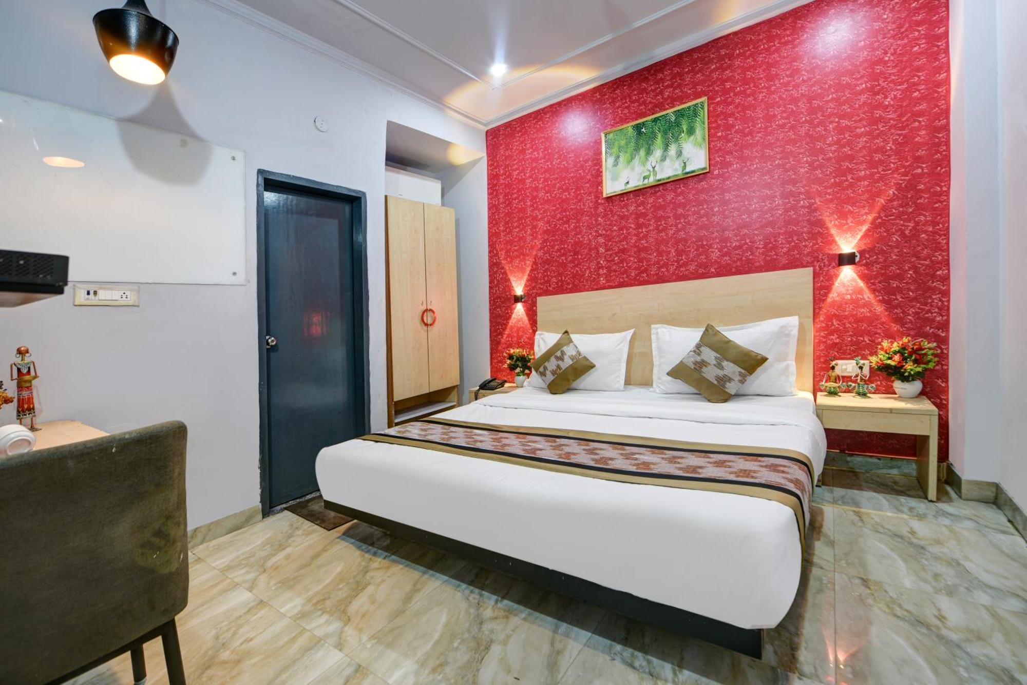 Royal Spark Inn1 - Medicity Gurugram, Near Medanta Hospital Gurgaon Buitenkant foto